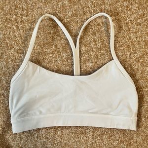 Lululemon Flo sports bra